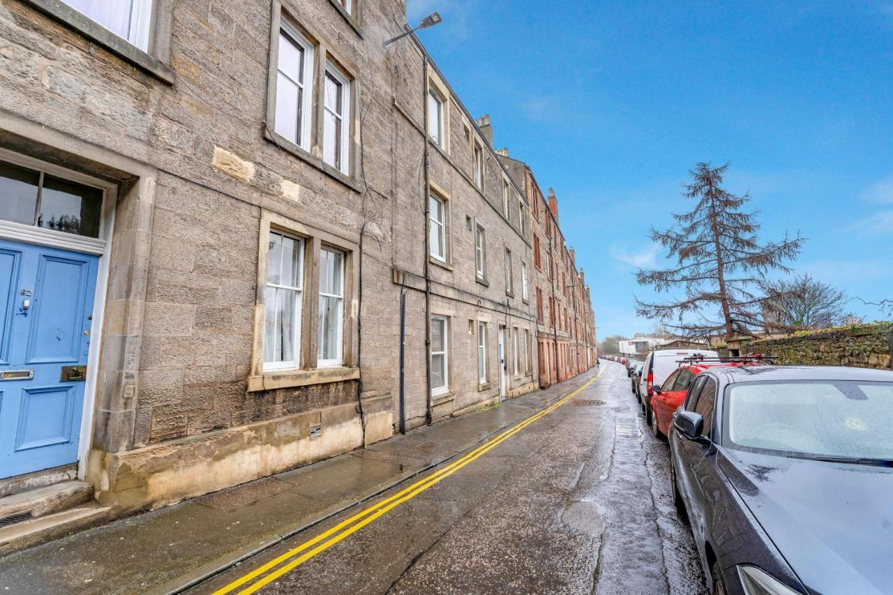 Bright And Quiet Edinburgh Home מראה חיצוני תמונה